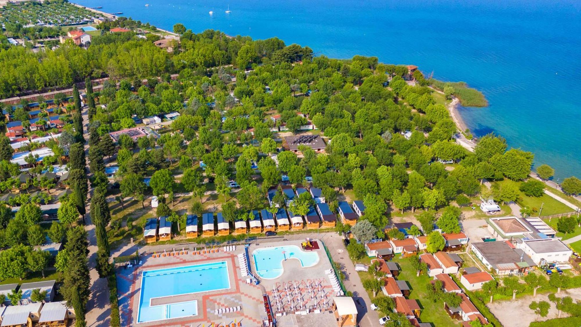Baia Holiday Gasparina 카스텔누보델가다 외부 사진