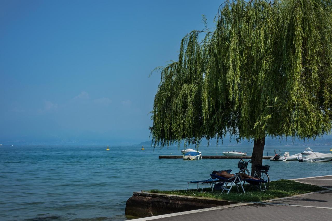 Baia Holiday Gasparina 카스텔누보델가다 외부 사진